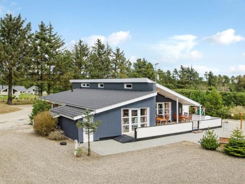 Vejers House | Holiday Home Tascha - 1-5km from the sea by Interhome