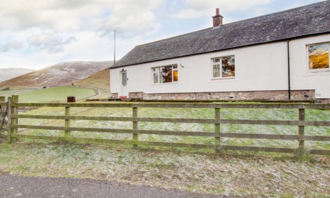 Wooler House | Holiday Home The School House by Interhome