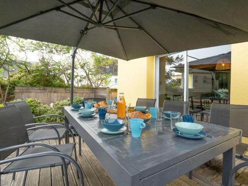 Porspoder House | Holiday Home Ti Melen by Interhome