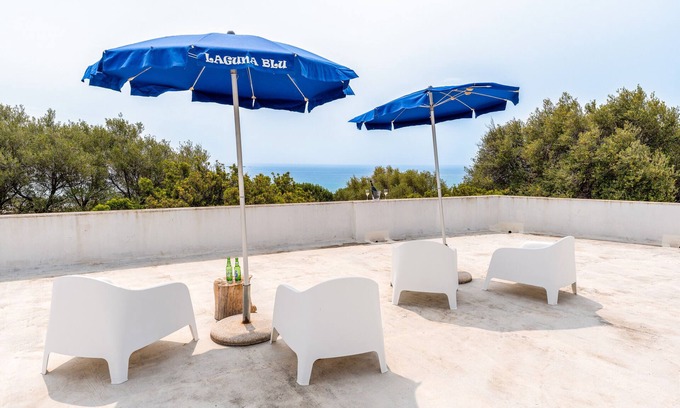 Orosei House | Holiday Home 'Villa Acquamarina' with Sea View, Wi-Fi and Air Conditioning