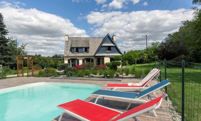 Tregunc House | Holiday Home Villa Rocuet by Interhome