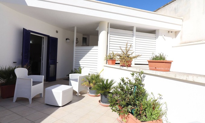 Otranto House | Holiday Home 'Villetta Amelie A Otranto' with Private Terrace, Wi-Fi and Air Conditioning