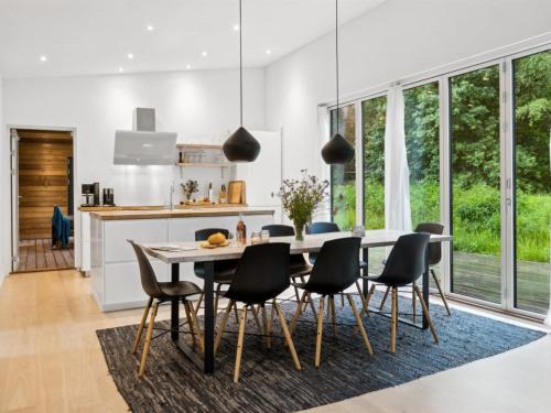 Hoensinge House | Holiday Home Zezilie - 500m from the sea by Interhome