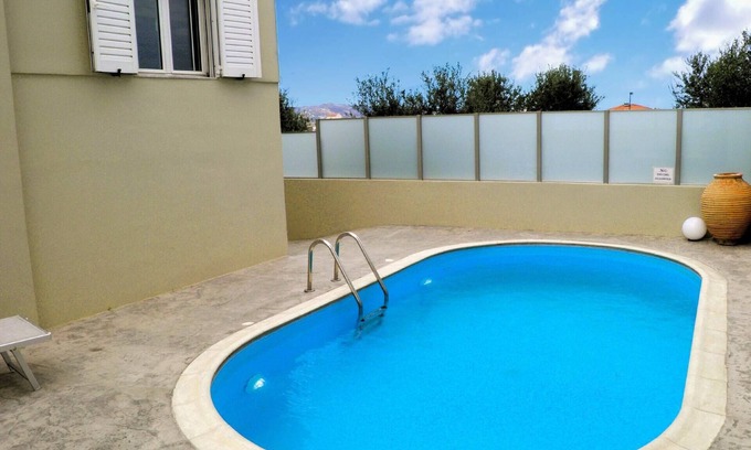 Malevizi House | Holiday house Agia Pelagia for 1 - 10 persons with 4 bedrooms - Row house