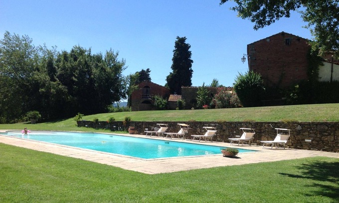 Oliveto House | Holiday house Badia al Pino for 1 - 10 persons with 4 bedrooms - Holiday home