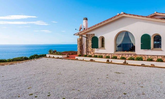 Innamorata House | Holiday house Capoliveri for 1 - 6 persons with 3 bedrooms - Holiday home