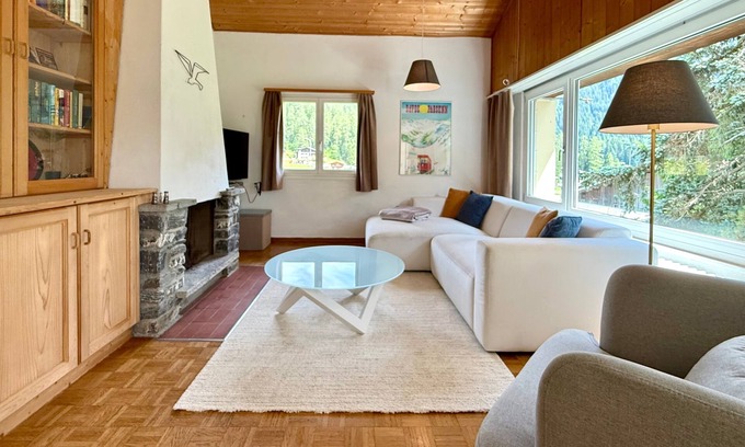Davos-Dorf Ski Chalet | Holiday house Davos Dorf for 1 - 5 persons with 3 bedrooms - Holiday house