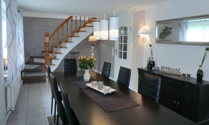 Groven House | Holiday house Groven for 1 - 6 persons with 3 bedrooms - Holiday home