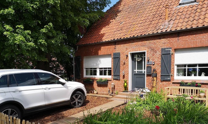 Hamswehrum House | Holiday house Hamswehrum for 1 - 2 persons with 1 bedroom - Holiday home