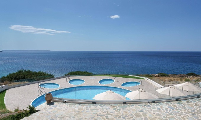Pefki House | Holiday house Lithinai for 1 - 12 persons with 6 bedrooms - Holiday house