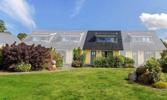 Neuenkirchen House | Holiday house Neuenkirchen for 1 - 5 persons with 2 bedrooms - Row house