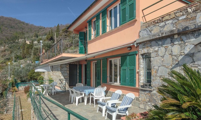 Recco House | Holiday house Recco for 1 - 20 persons with 5 bedrooms - Holiday home