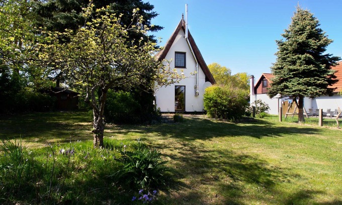 Ummanz House | Holiday house Schwalbennest