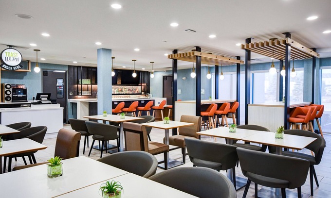 East Texas Hotel | Holiday Inn Allentown-Bethlehem by IHG