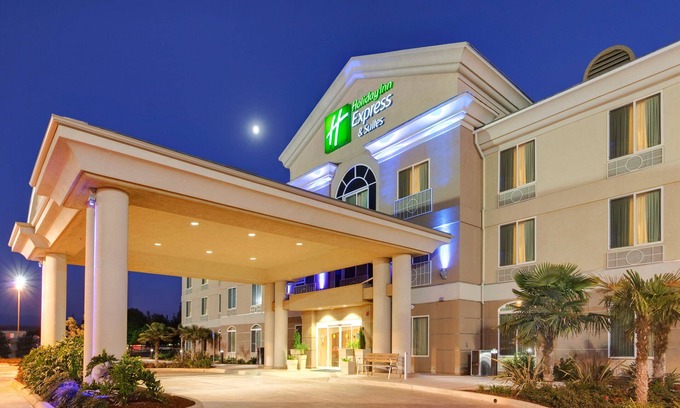 Porterville Hotel | Holiday Inn Ex Ste Porterville by IHG