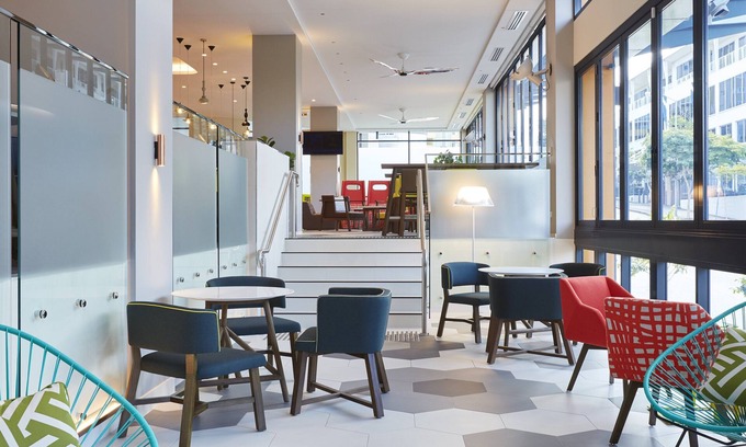 Spring Hill Hotel | Holiday Inn Express Brisbane Central by IHG