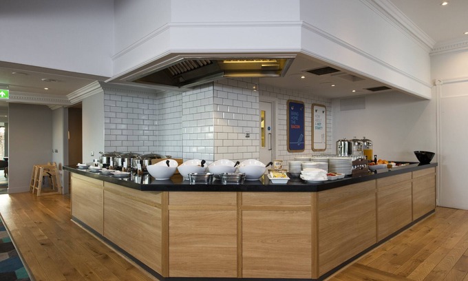 Ravelston Hotel | Holiday Inn Express Edinburgh City West by IHG