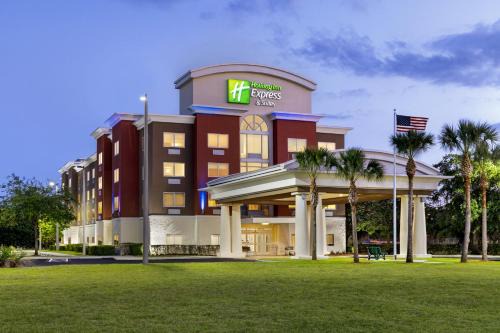 Fort Pierce Hotel | Holiday Inn Express Hotel & Suites Fort Pierce West by IHG