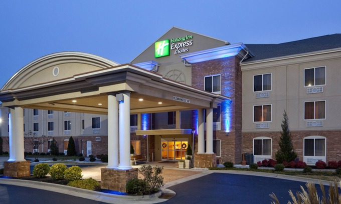 Archdale Hotel | Holiday Inn Express Hotel & Suites High Point South by IHG