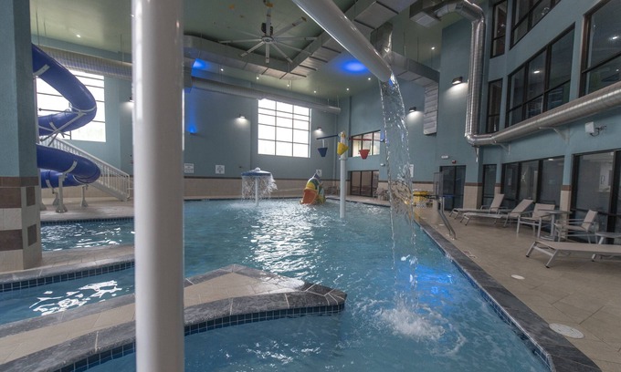 North East Hotel | Holiday Inn Express Hotel & Suites in North East (Erie) by IHG