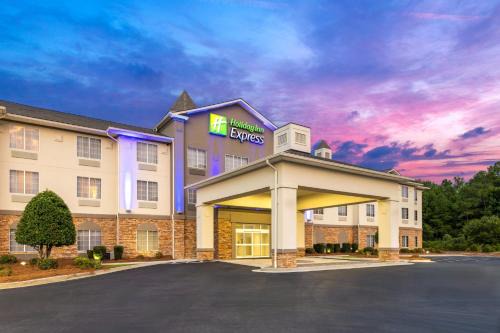 Savannah Hotel | Holiday Inn Express Savannah Airport by IHG