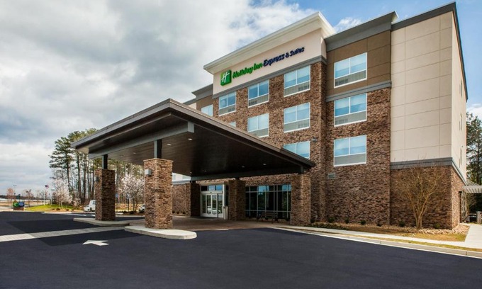 Woodstock Hotel | Holiday Inn Express & Suites Atlanta N - Woodstock by IHG