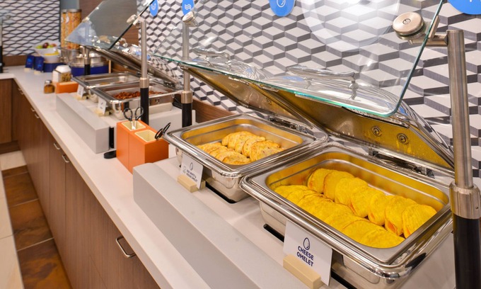 White Marsh Hotel | Holiday Inn Express White Marsh by IHG