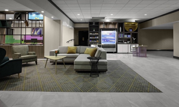 Peabody Hotel | Holiday Inn Hotel & Suites Boston - Peabody by IHG
