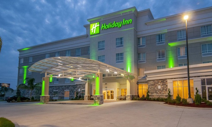 Kenner - Louis Armstrong International Airport Hotel | Holiday Inn New Orleans Airport North by IHG