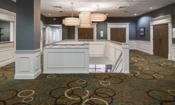 Rock Island Hotel | Holiday Inn Rock Island by IHG