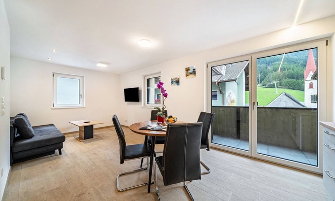 Resia Apartment | Holiday Apartment "Lamm 1" with Mountain View, Balcony & Wi-Fi