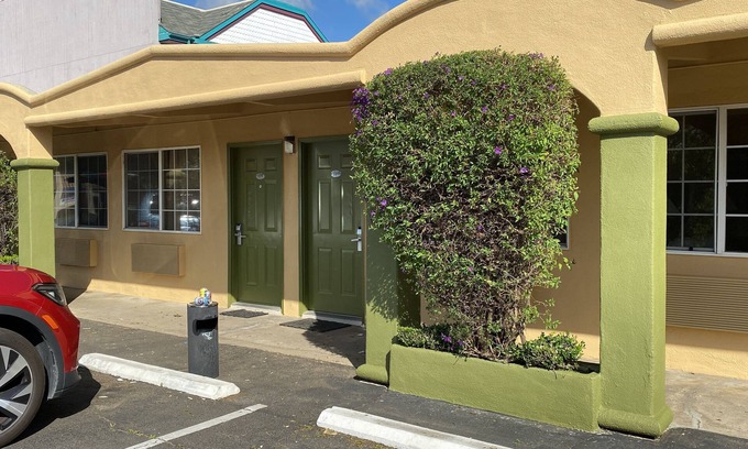 Morgan Hill Hotel | Holiday Motel