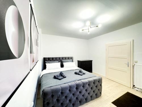 Gesundbrunnen Apartment | HolidayHome Apartments I Spacious 130qm Apartment Near Berlins Top Sights
