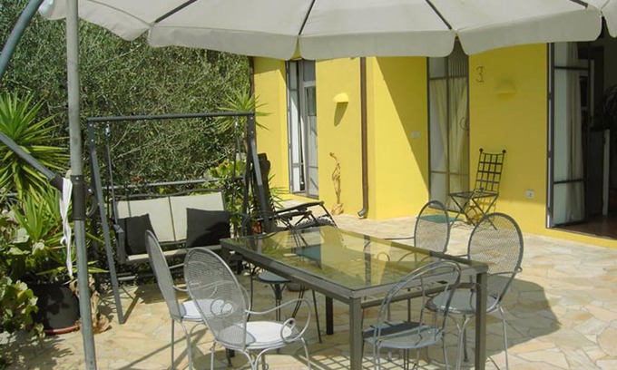 Imperia House | Holidayhouse with sea view in stylish ambiance