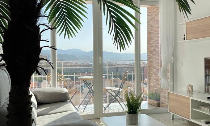 Carretera de Cadiz Apartment | Holidays2Malaga Princesa 3 bedrooms with city views & terrace 200m from beach
