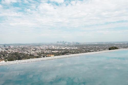 Hollywood Hills West House | Hollywood Hills Haven-Guest House
