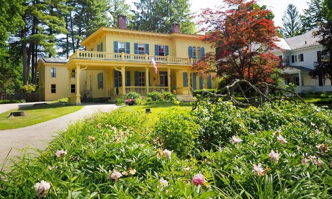 Stockbridge Apartment | Holmes Suite PRIME Downtown Stockbridge