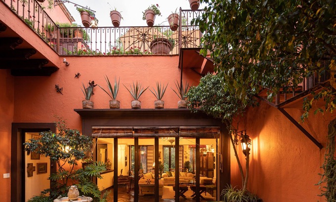 Zona Centro House | HOLT - Casa Parque Juárez