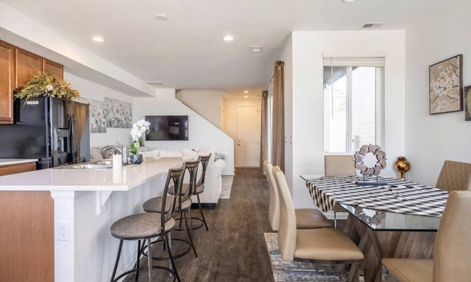 Commerce City House | Home away from home