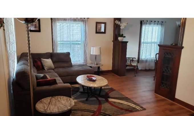 Painted Post House | Home away from home 3 bedroom with fireplace.