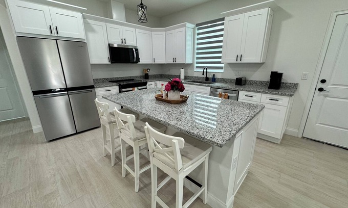 Thonotosassa House | Home Away From Home in Thonotosassa