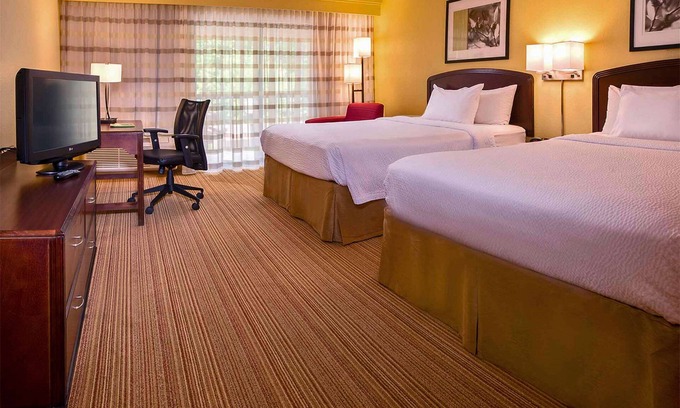 Durham Hotel | Home Away From Home! 2 Family Friendly Units, Free Parking, Outdoor Pool!