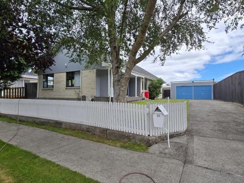 Upper Hutt House | Home away from home 4 bedroom 2 bathrooms