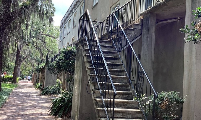 Historic Downtown Savannah Condo | Home Away From Home Condo…Forsyth Park