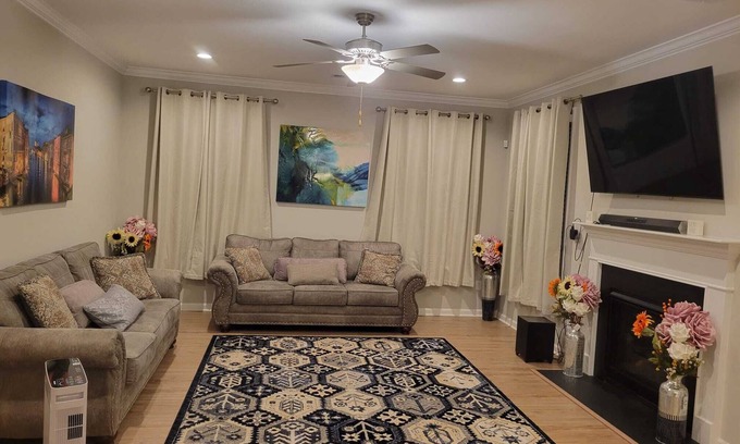 Greer House | Home away from home in luxury style