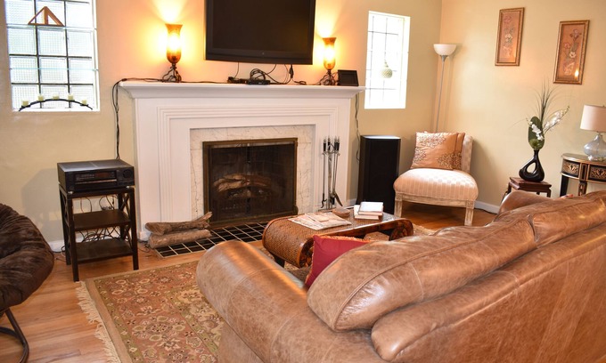 Detroit House | Home Away from Home in Malvern Hill, Sleeps 7-8