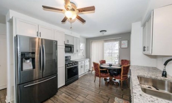 Wauwatosa House | Home away from home