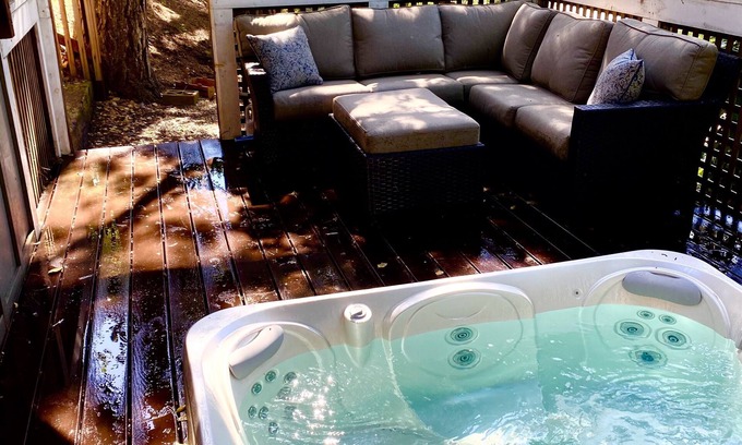 Northeast Carmel House | Home away from Home in Carmel!
