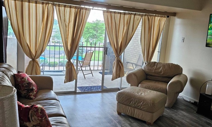 Southeast Colorado Springs Condo | Home Away From Home , Cozy condo with AC and WiFi in lovely Colorado Springs,