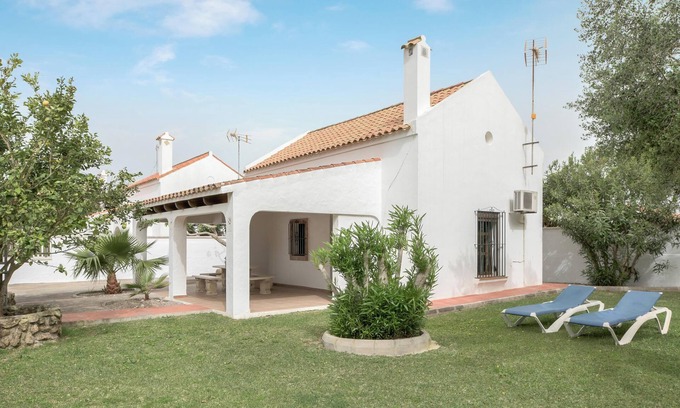 Zahora House | Home "Casa Miguelin" On the Beach with Spacious Terrace & Air Conditioning